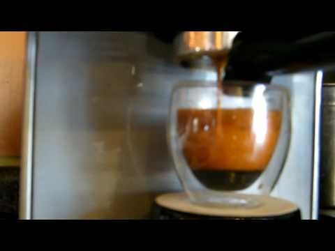 Epic espresso shot with a Cuisinart EM-100