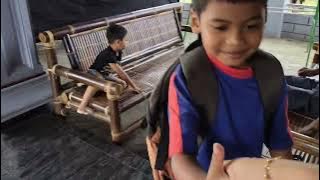 Go to school using a new lunch box and drinking water