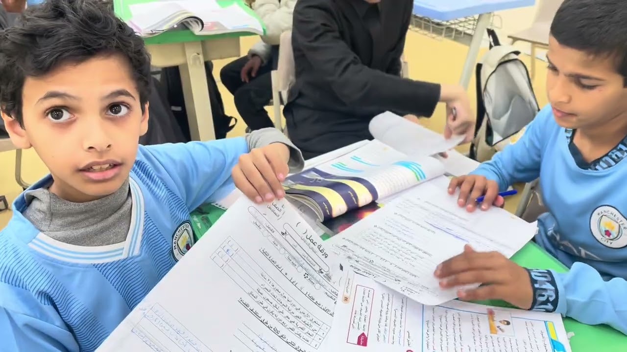 التعلم بالأقران مع طلاب صف خامس وسادس بمدرسة النهضة بالحرس الوطني 