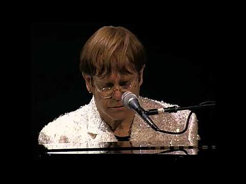Elton John LIVE HD - Your Song (Madison Square Garden, New York, USA) | 1995