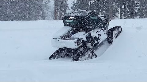 Snow Day with the Tracked Polaris General & Ranger