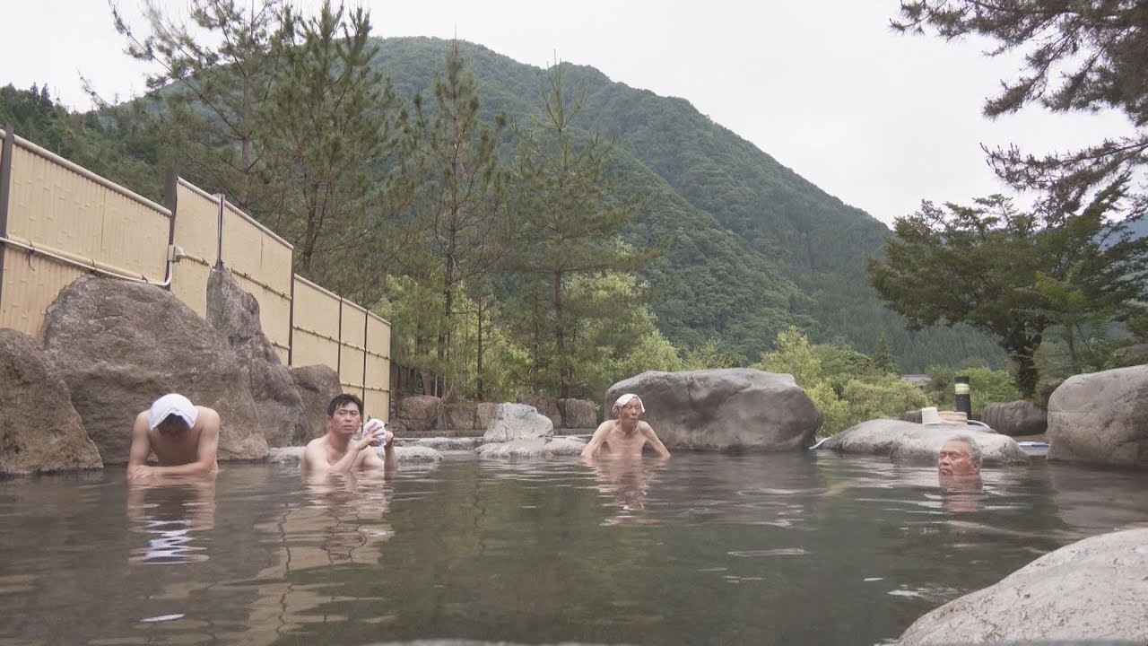 6.26は“露天風呂の日” 岐阜 高山市の奥飛騨温泉郷で露天風呂を