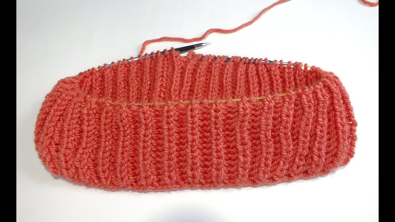 PUNTO INGLES CON AGUJAS CIRCULARES