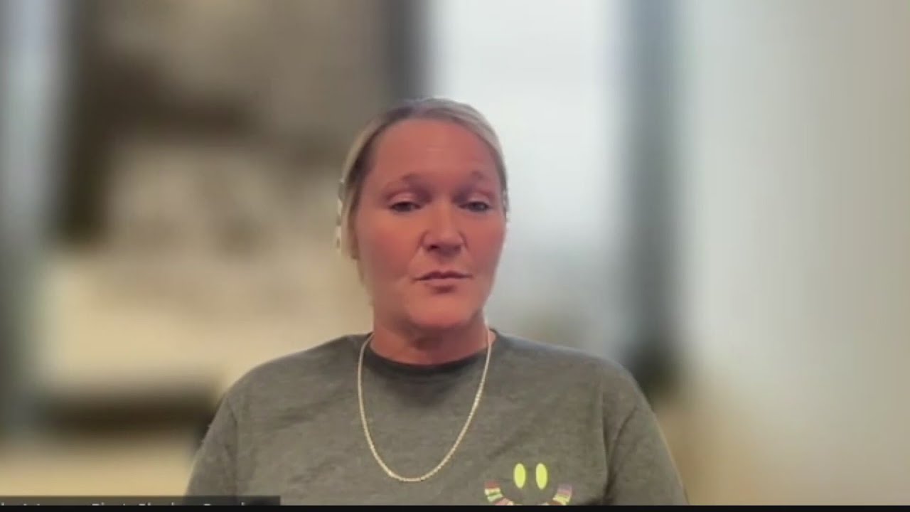 Living recovery: Addiction helpline specialist shares her healing ...