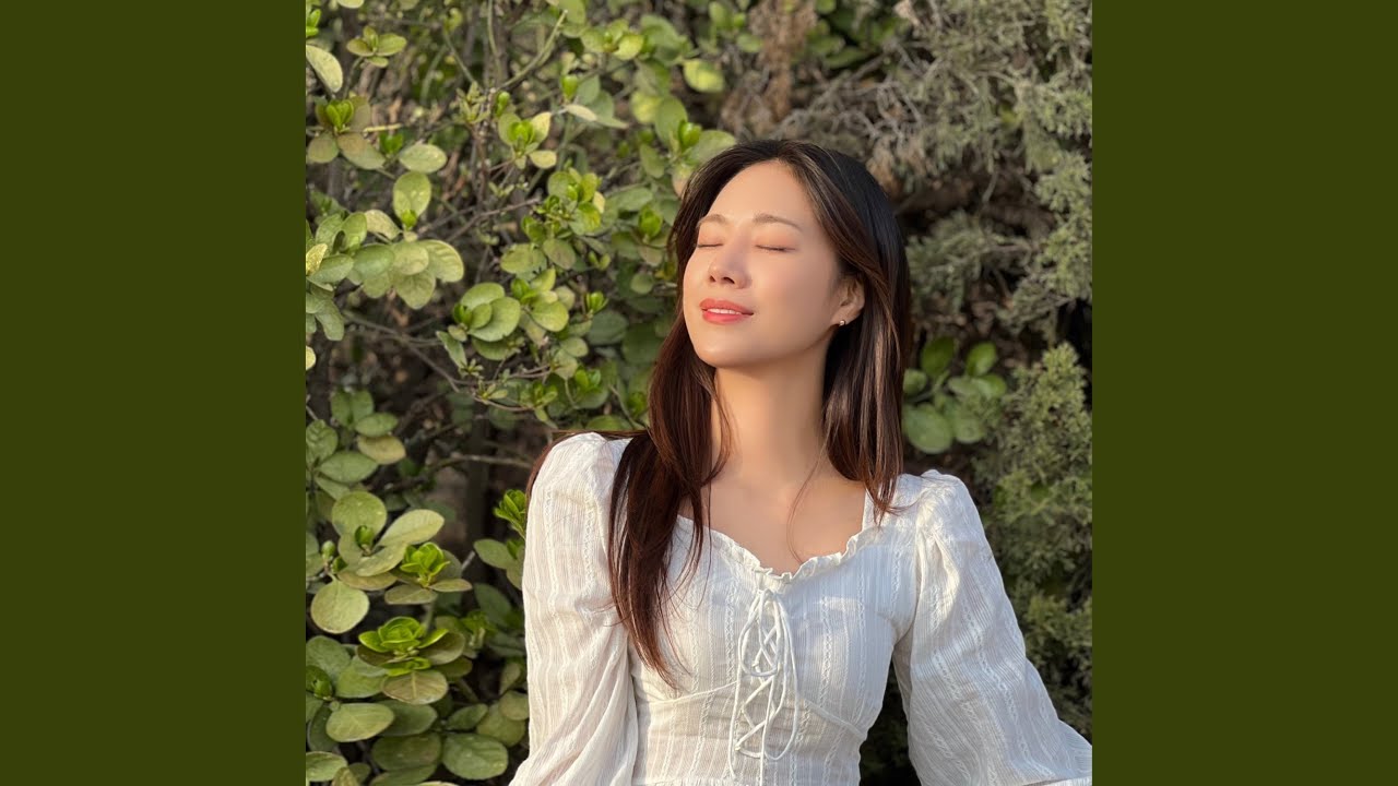 Close your eyes and think Instrumental (눈을 감고 그려봐 Instrumental) - YouTube