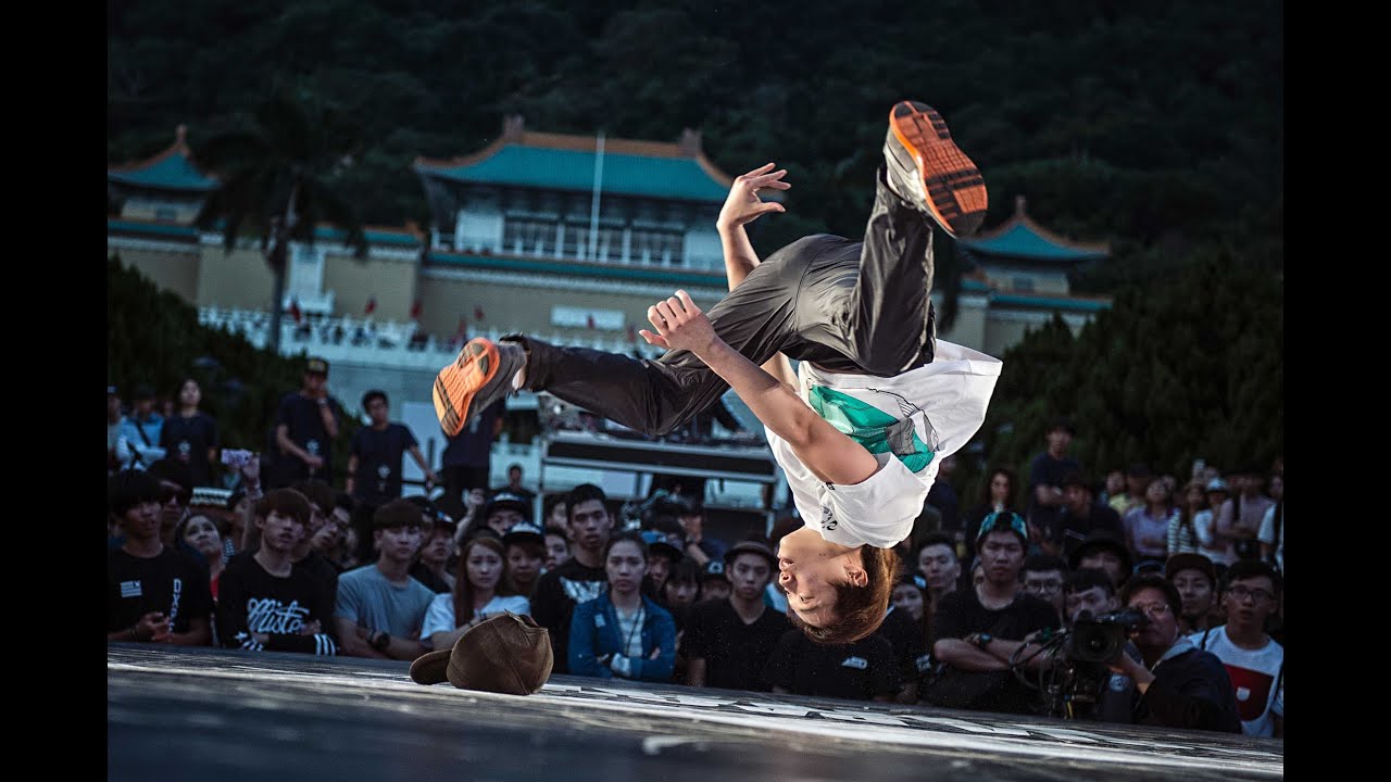 Blond vs Taisuke - FINAL - Red Bull BC One Asia Pacific Final 2014