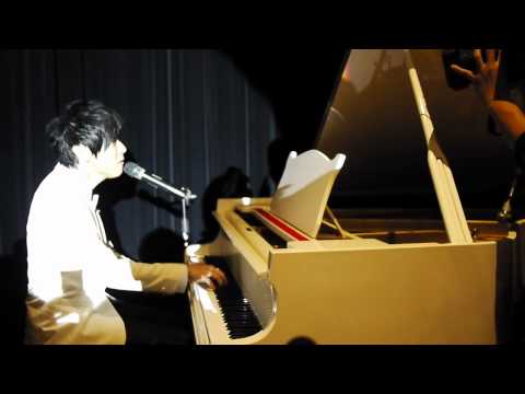 JJ 林俊傑《她說 She Says》音樂電影首映會 自彈自唱 Video
