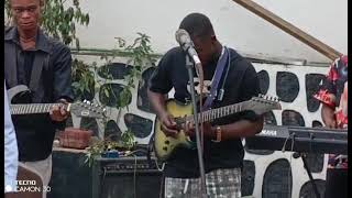 Tala Tina ngai n'a lingaka nkolo YESU 