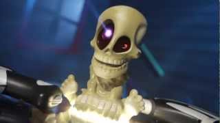 Real Brinquedos - Comercial Johnny A Caveira e os Caçadores de Fantasmas - Long Jump screenshot 5