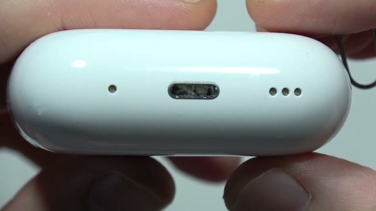 AirPods Pro 2: Fix Not Charging - YouTube