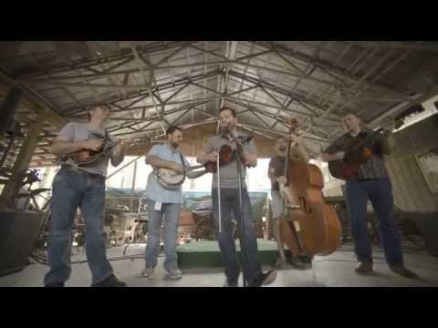 The Travelin' McCourys "What A Waste of Good Corn Liquor" Live