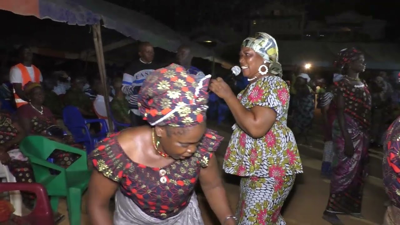 LES CHANTRES DE L'ÎLE DE PATMOS MIEN JESUS WO SRAN NOUN Patmos Siège 24 02 2023