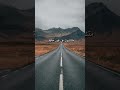 ناتي الى الدنيا ونحن سواسية