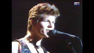 A-ha - The Sun Always Shines On TV (Live Bronco Bowl - Dallas, Texas 06.09.1986)