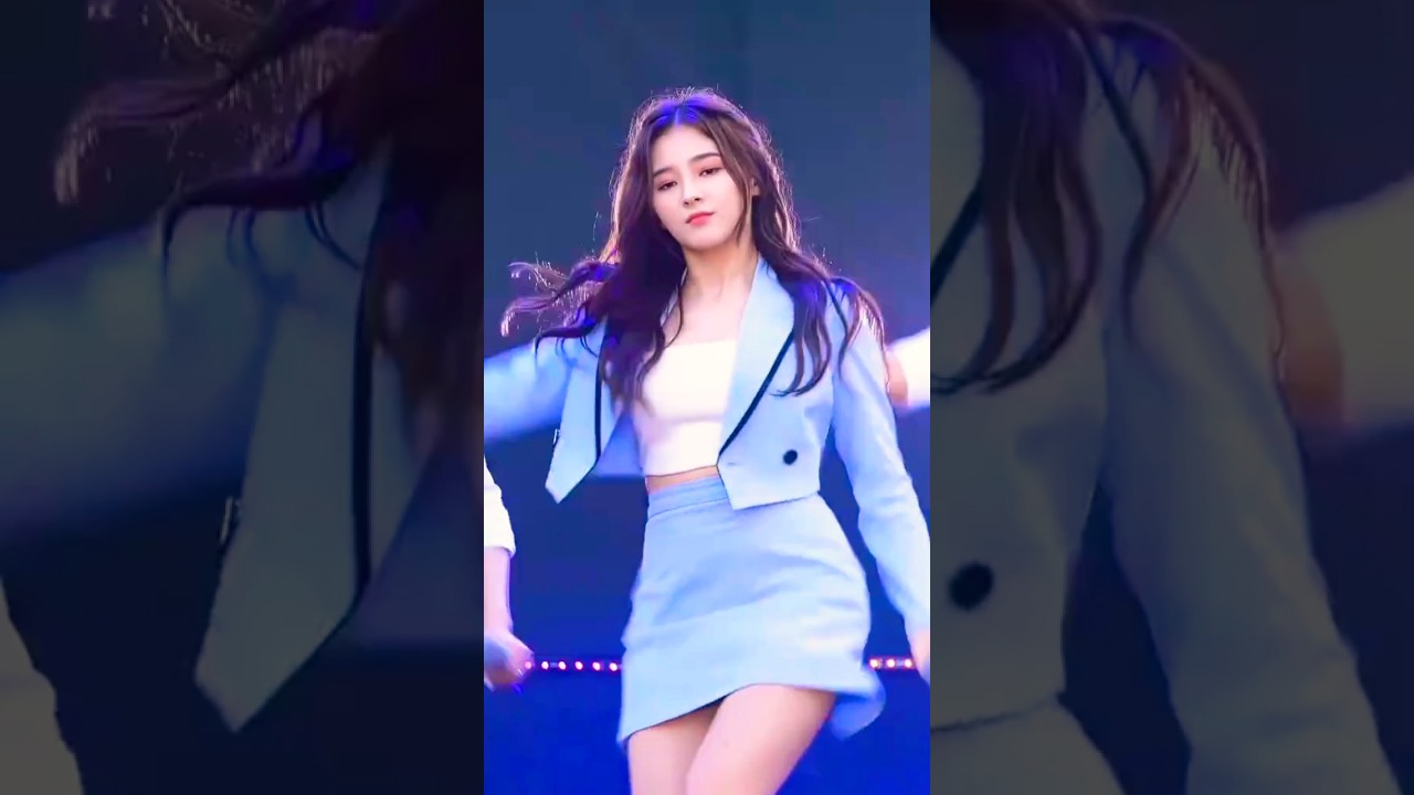 Vairal dane video।Nancy Momoland X BTS members V love video।Nancy Momoland vairal dance video