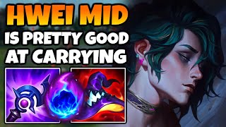 Hwei Mid is easily able to Carry when fed