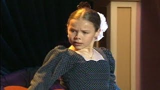 Video thumbnail of "Rocío Molina, de niña, baila una caña flamenca (1996) | Flamenco en Canal Sur"