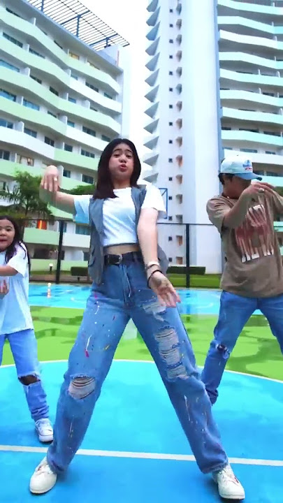 When Siblings Hype You Up To DANCE! Kala Chashma! #SiblingGoals #Shorts