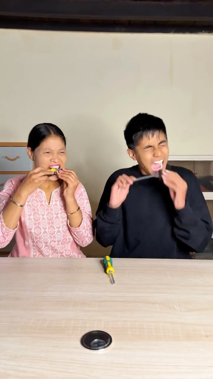 Sigma Mom Thinks Everything is Cake ?? | Aayush #shorts #funny #comedy