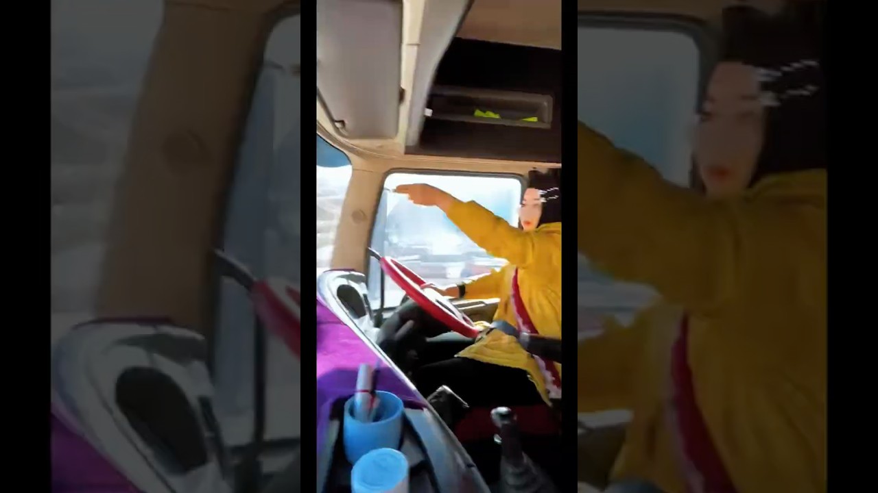 每个人的生活都很艰难。卡车司机的女朋友的生活也不例外。#automobile #truckdriver #couple #familyvlog