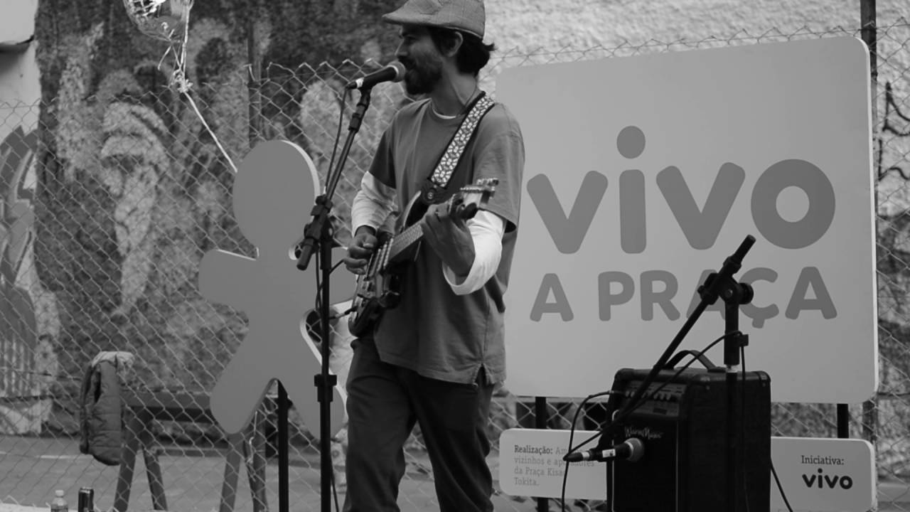 YouTubeでJoão Sobral - Vai na Féを視聴 YouTubeでJoão Sobral - Vai na Féを視聴