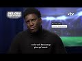 Des cris dans le stade : enquête sur le racisme dans le football