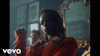 Watch Fleur East Mine video