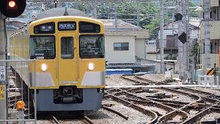 西武　2000系　8両編成　飯能駅到着