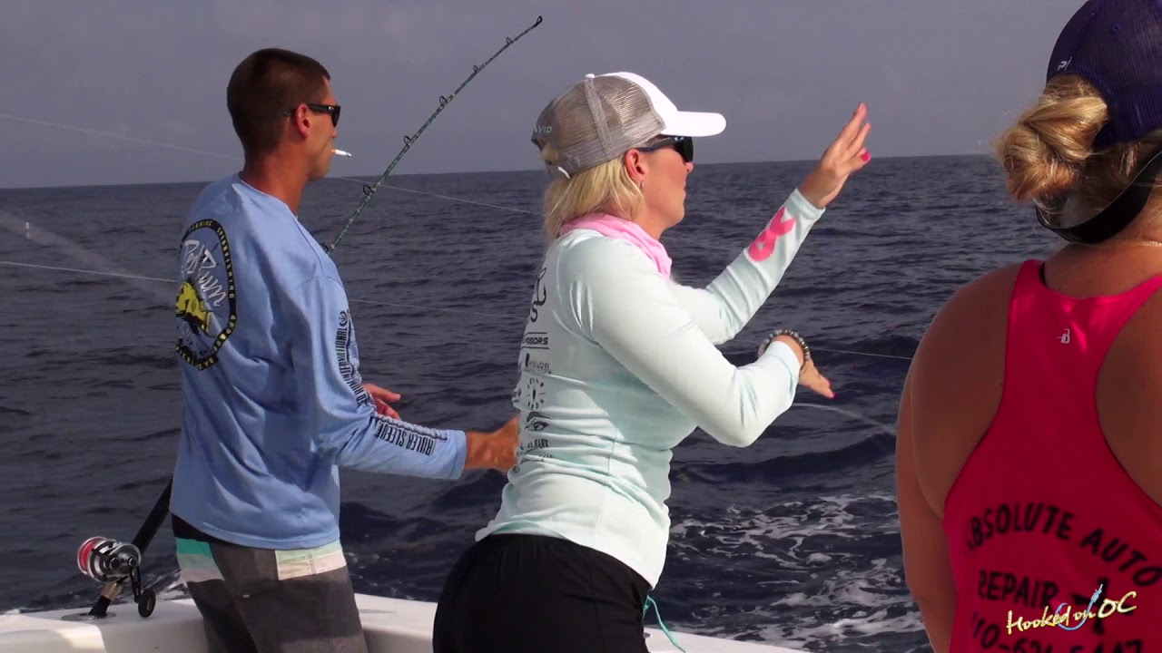 Poor Girls Open 18' - Playmate Sportfishing 