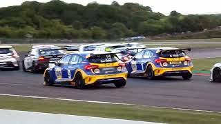 BTCC 2022: Thruxton (August) - Race 3: First lap through the complex