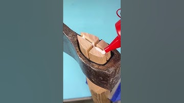 A unique way to install the axe handle in such a way that it never falls out. #diy #tips #lifehacks
