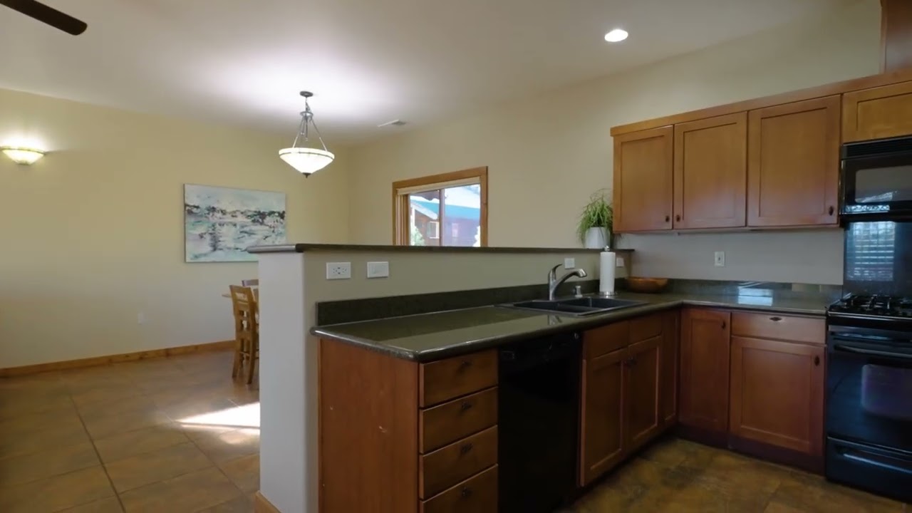 NEWLY PRICED! 16725 Skislope Way #5, Truckee, CA