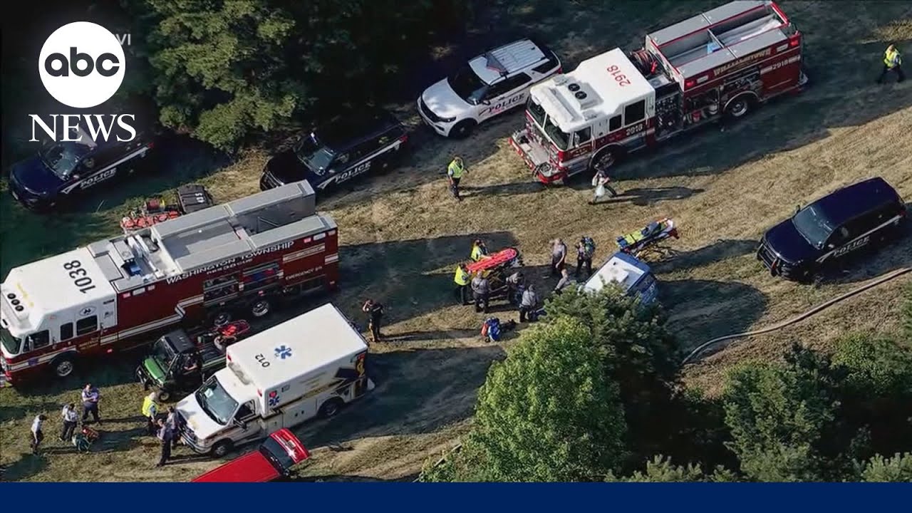 14 injured in skydiving plane crash
