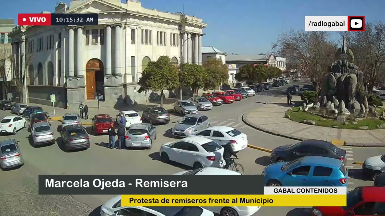 Entrevista: Marcela Ojeda - Remisera Protesta de remiseros frente al Municipio