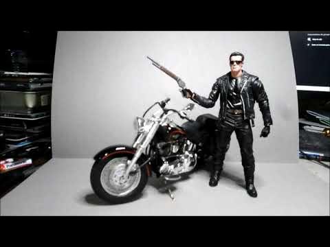 Neca Terminator 2 + Harley Davidson Fat Boy 1/10 Custom - Youtube