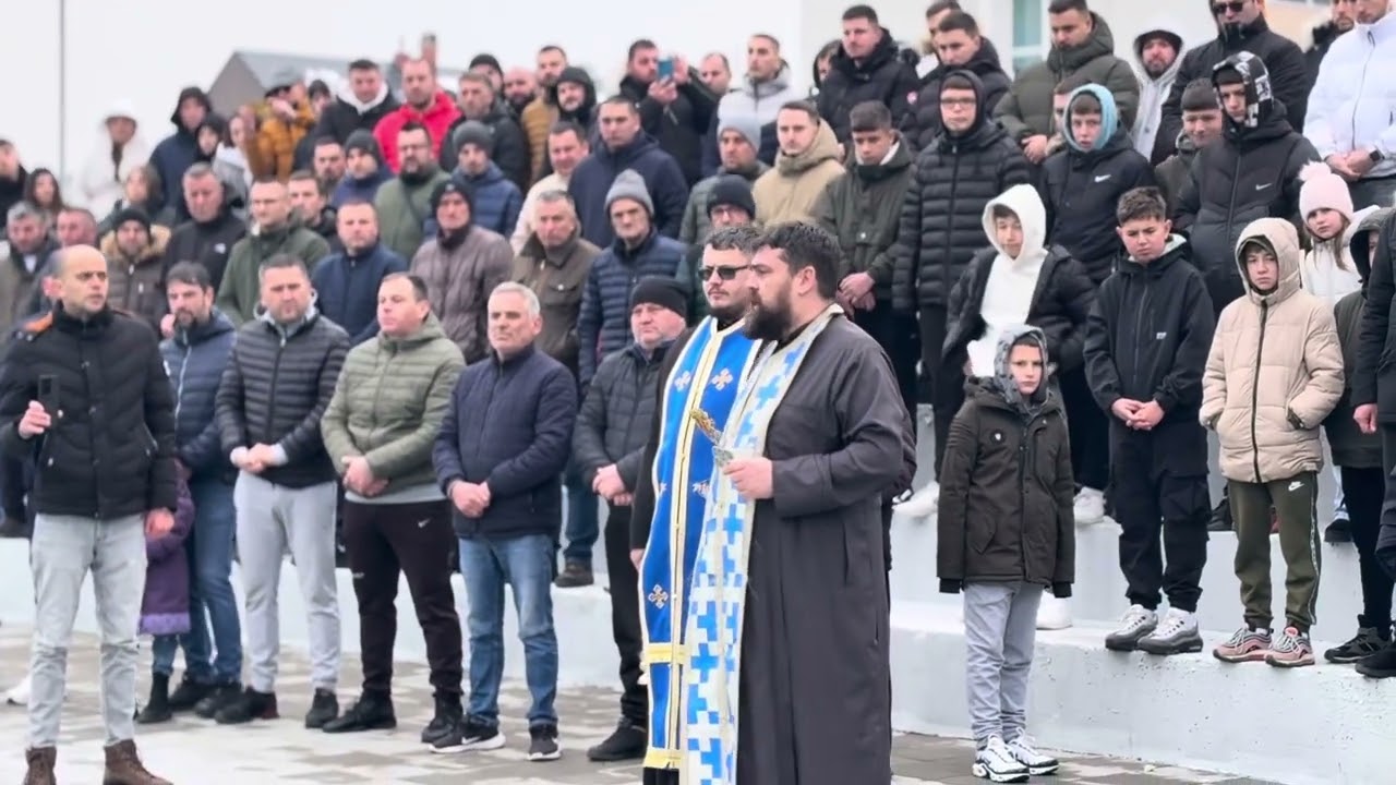 Plivanje za časni krst Manastira stari Sveti Nikola- bazen Royal Pools, Gornje Kusce 19.01.2025