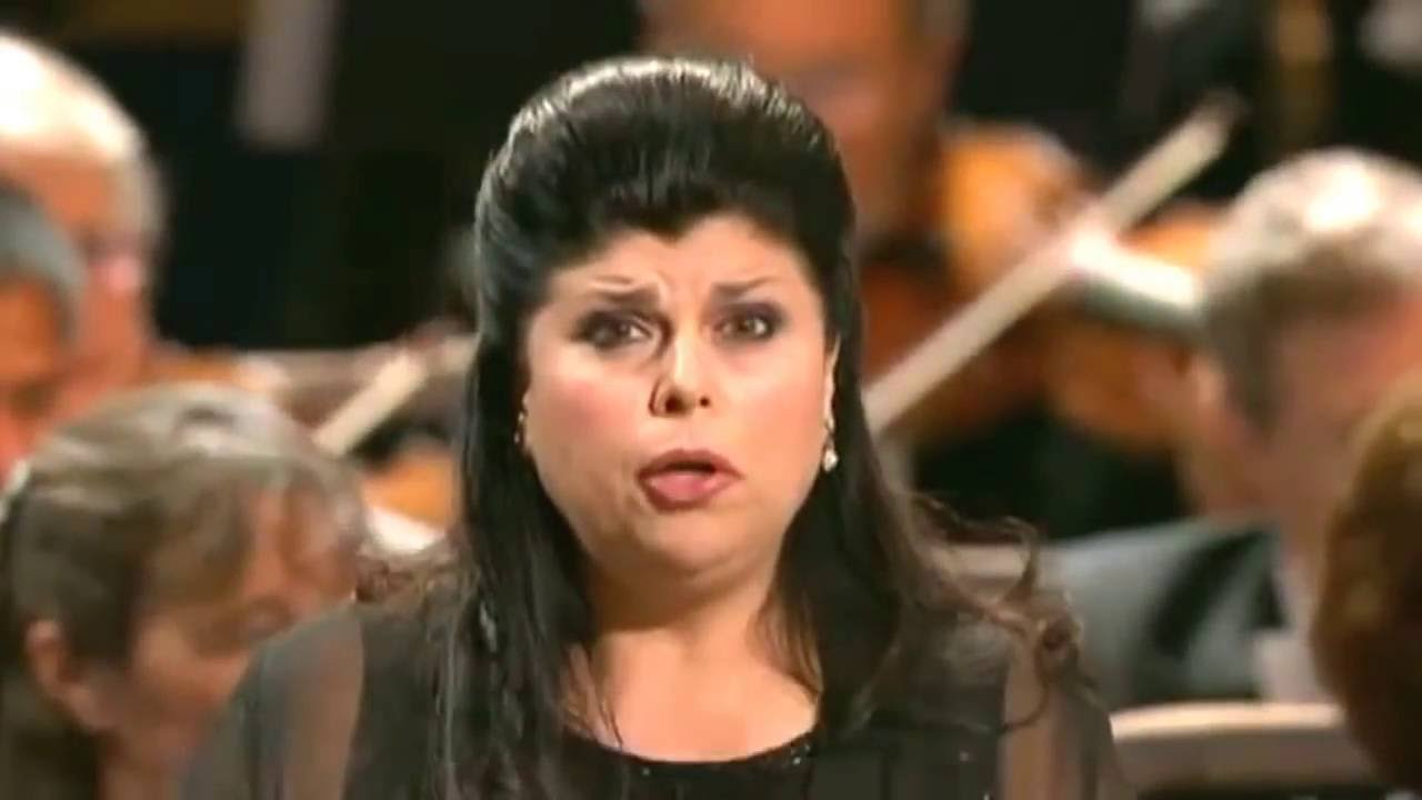 Wobble What is a Wobble? Explanataions of a Wobble using Operatic examples.