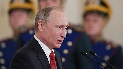 Putyin: a NATO-csatlakozást fontolgattuk