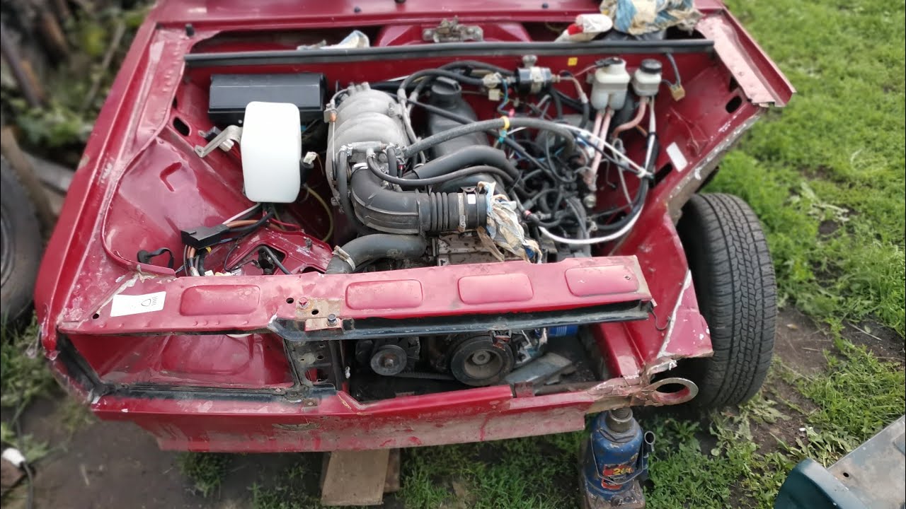 Замена порогов крыльев и частично замена полов! Часть 3. - YouTube