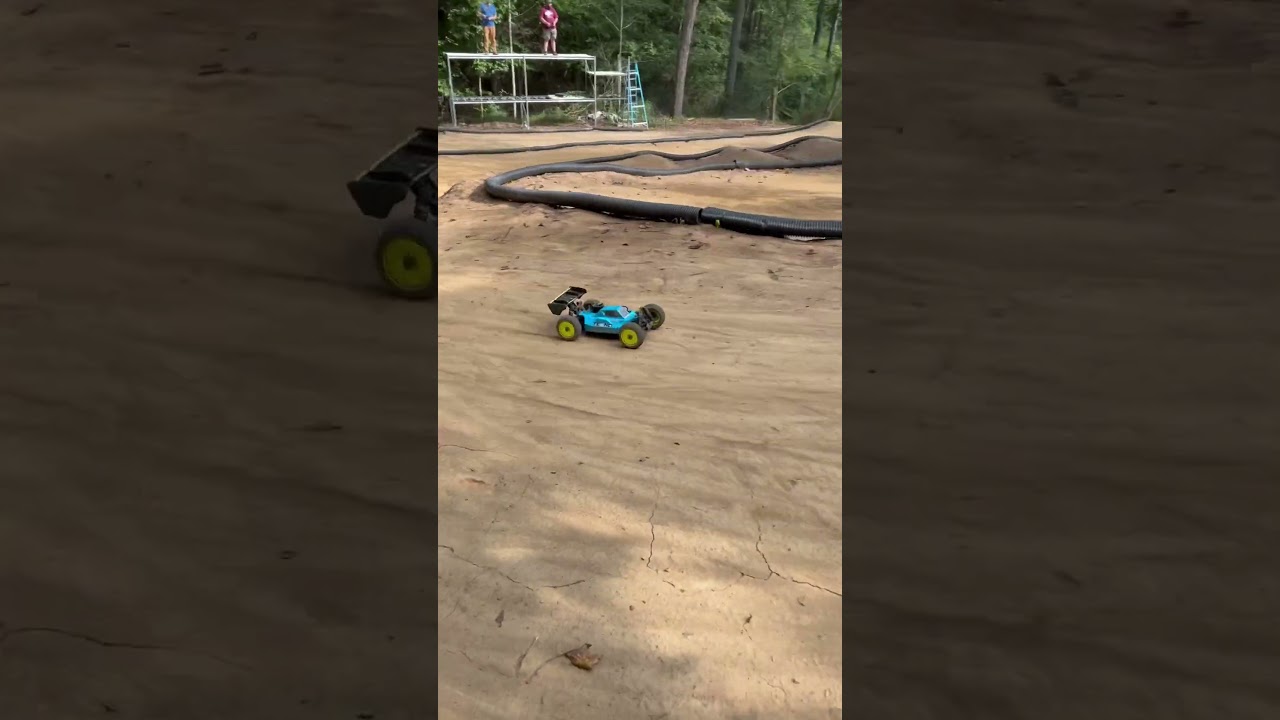 Nitro RC Buggy 1/8 Scale, Off Road Backyard RC Track! Dirt Racing!