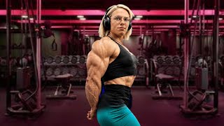 Natural Muscle Women Julia Arndt Fbb Pro Woman s Bodybuilder