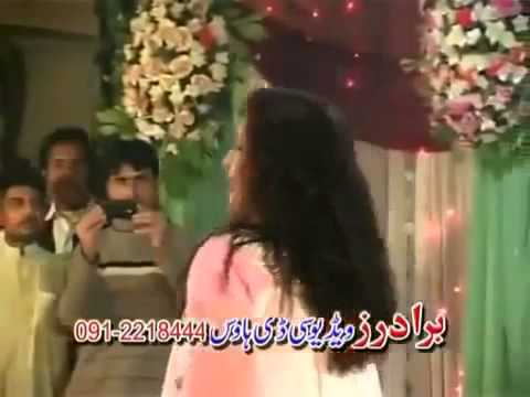 Kiran Khan Mast Pashto Dance 2013 Jarge Me Dere Okre