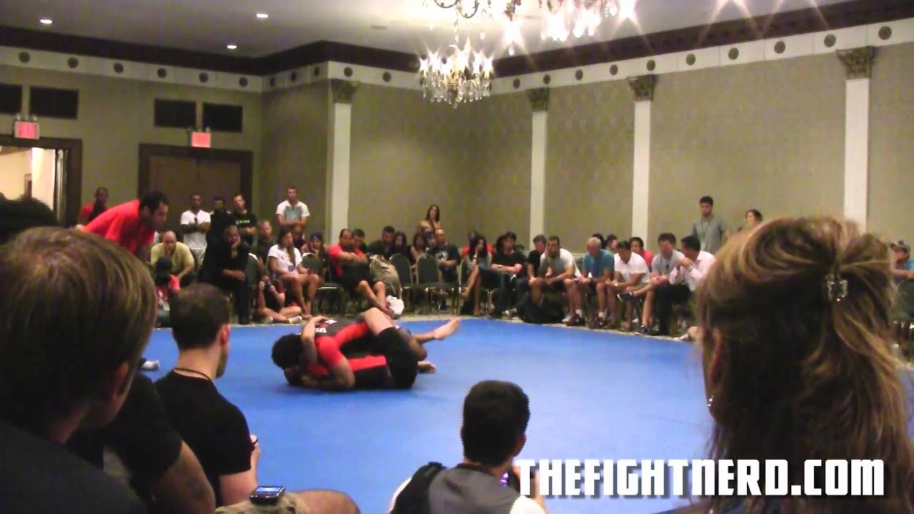 Daniel Gracie VS Abmar Barbosa - Ultimate Absolute 2011