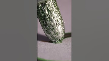 ASMR How does Glitter Pen work? close-up macro #shorts #satisfying #closeup #asmr #macro