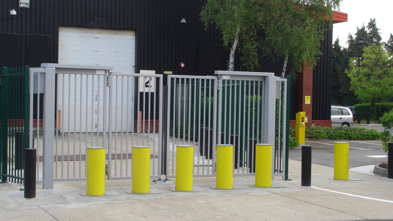 High Security Model 400 Bollards