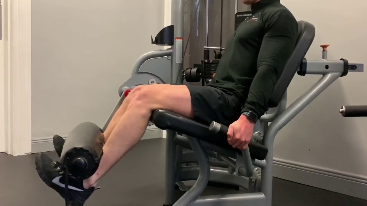 Exercise Tutorial - Leg Extension - YouTube