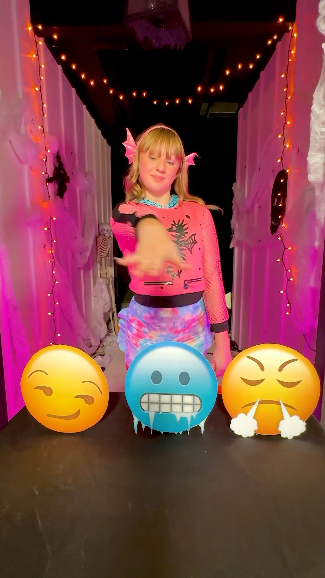 Guess the Emoji (Halloween Edition)