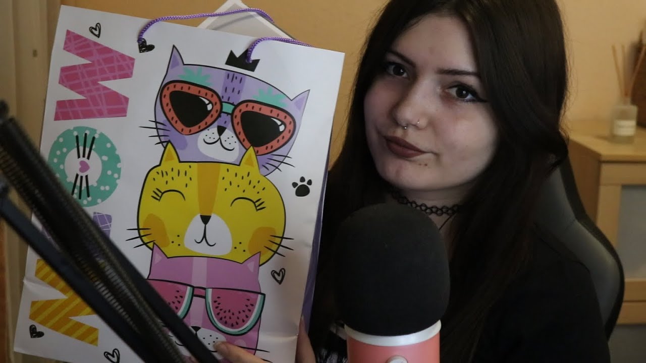 (Magyar ASMR) Mit kaptam szülinapomra?