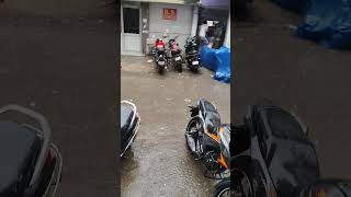Delhi Rain I see this big snow ball in rain first time