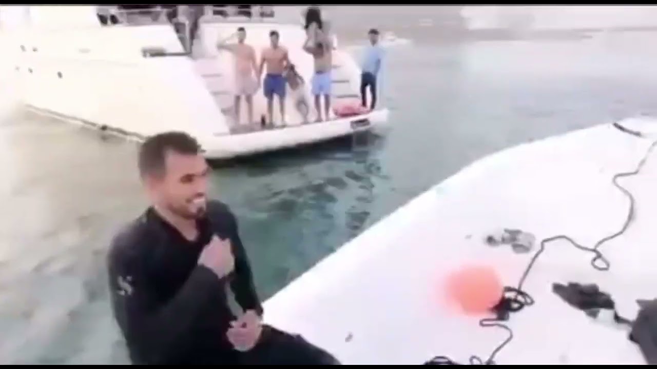 🍀 Dubai Police recovered a lost AED 250,000 Rolex watch from the sea.